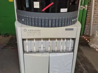 Automated Staining System VENTANA BenchMark Ultra