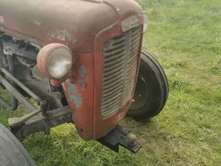 Ferguson 35 benzin