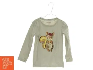Bluse med egern (str. 104 cm)