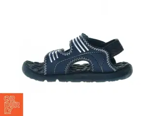 Sandaler fra Adidas (str. 25)