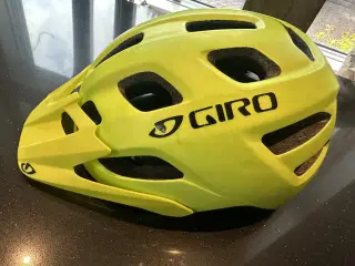 GIRO cykelhjelm som ny