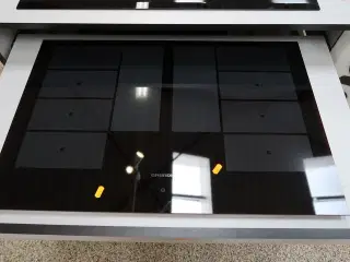Induktionskogeplade GRUNDIG GIEI 838980 INH