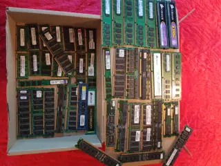 kæmpe bunke diverse ram