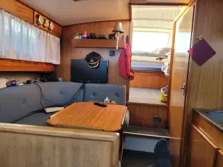 rummelig motorbåd 28 fod
