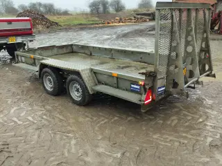 Nysynet variant 3500 kg maskintrailer 