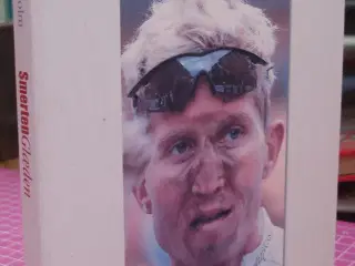Smerten Glæden af Brian Holm