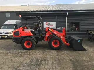 Kubota R070 brugt maskine kun kørt 10 timer.