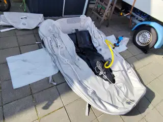 Aquaquick Easy Rider gummibåd med oppustelig bund 