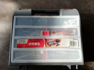 Værktøjskasse med opbevaringsrum