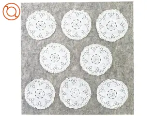 Fine mellemservietter  (str. 11 cm)