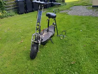 Monobuggy/golfscooter