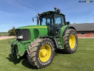 John Deere 6920