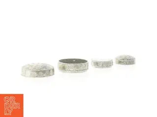 Dekorative knapper (str. 7,5 x 4,5 cm og 6 x 3,5 cm)