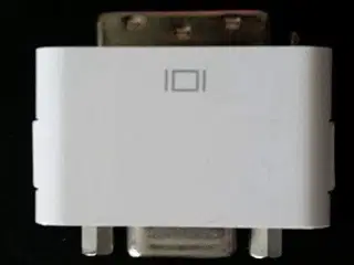 APPLE DVI-VGA adapter