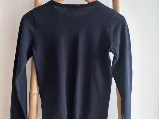 H&M strikbluse med pailletmotiv, str. 134-140