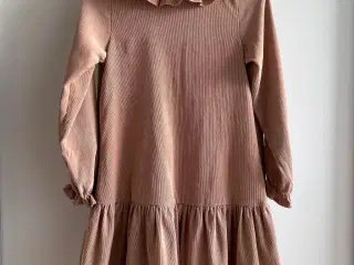 Name it kjole i fløjl, str. 146 - NY