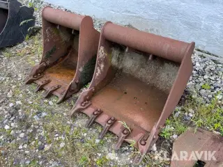 Skovle med Volvo beslag- 2 styk