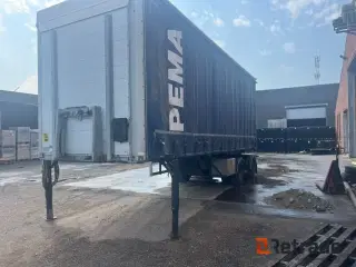 - - - Trailer HFH Link trailer