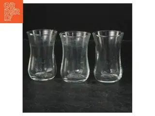 Sæt af 3 glas (str. 8 cm. 3 styk)