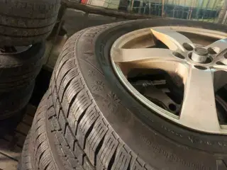 Vinterdæk (kun brugt 1 sæson) 