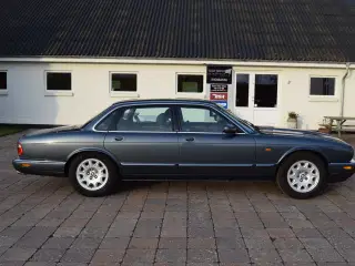 Jaguar XJ Executive V8 4.0 fantastisk velholdt.