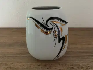 Merry design vase