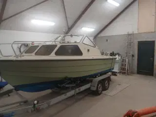 Rana motorbåd 19 fod.