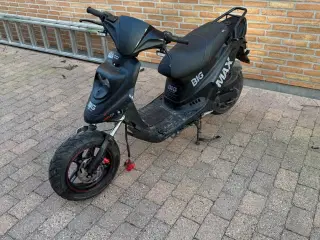 købes alt i pgo moto cr 4 T