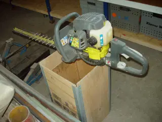 hækkeklipper ryobi benzin