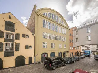 Kontorlejemål beliggende på Christianshavn