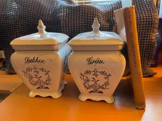 2 gamle opbevaringskrukker i porcelæn