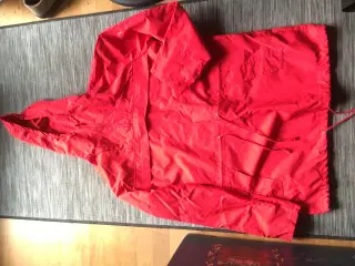 Rødt ski-tøj-sæt 