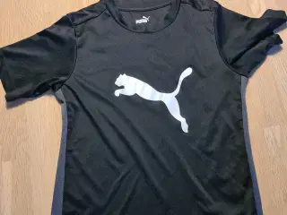Puma T-shirt str 9-10 år