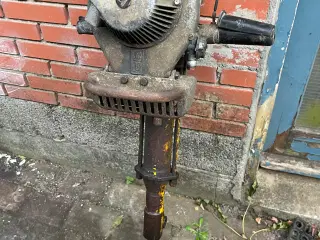 Benzin nedbrydningshammer 