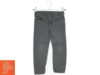 Bukser i grå denim fra H&M (str. 104)