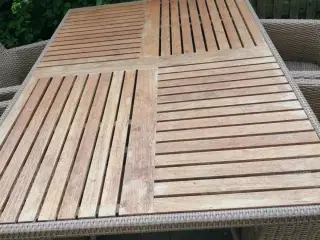 Havebord plus 4 stole