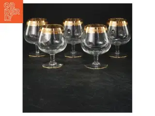 Små glas med guldkant (str. 5 styk. ø. 4,5 cm. længde. 8,5 cm)