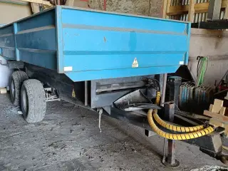 - - - Tipvogn højtip 8 tons med hydraulisk bagsmæk  og ekstra sider