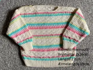 Hjemmestrik - bluse - ubrugt - str. 1 år