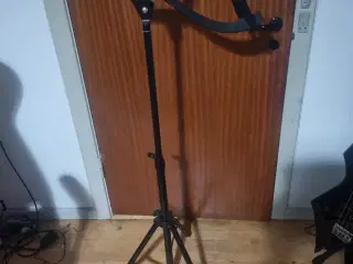 Koncertstativ til akustisk guitar