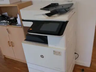 Kopimaskine HP Color LaserJet Managed MFP E77825