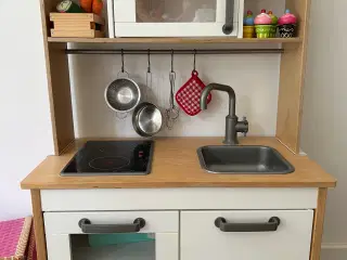 IKEA legekøkken inkl. legemad