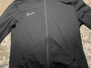 Nike træningstøj 2 sæt, nyt. Alt er str M. Byd👍