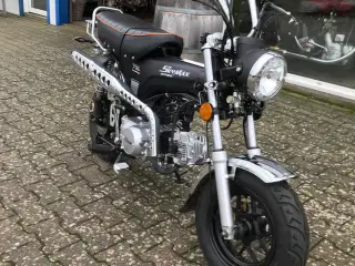 DAX  125CC  Sky/dax Som Ny