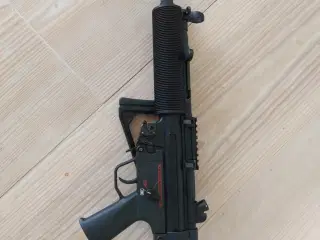 MP5 Airsoft AEG – Opgraderet og kompakt!