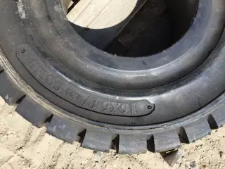 Truck dæk massive