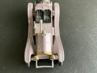 Gammeldags legetøjsbil