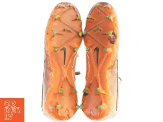 Brugte fodboldstøvler fra Nike (str. 38,5)