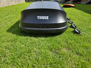 Thule Pacific 200 tagboks. (410 liter).