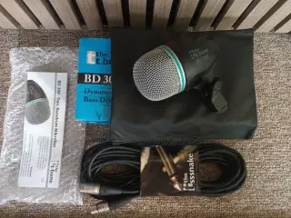 the t.bone BD 300 stortrommemikrofon + Kabel